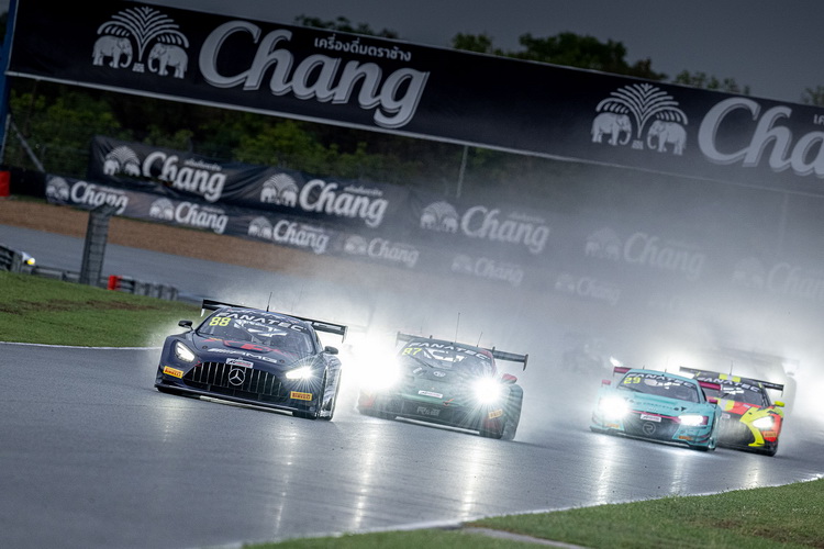 “GT World Challenge Asia 2023” ระเบิดศึกสุดมันส์ท่ามกลางสายฝน