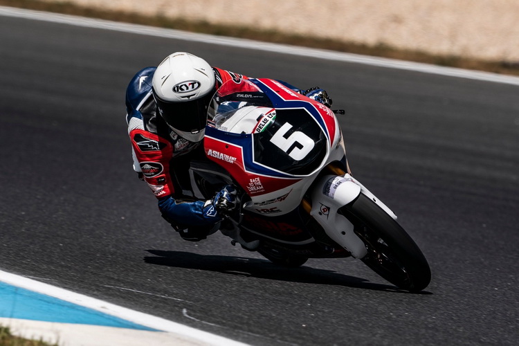 “ก๊องส์-ธัชกร” รั้งท็อปทรีซ้อม “จูเนียร์จีพี” สนามแรก ที่ โปรตุเกส