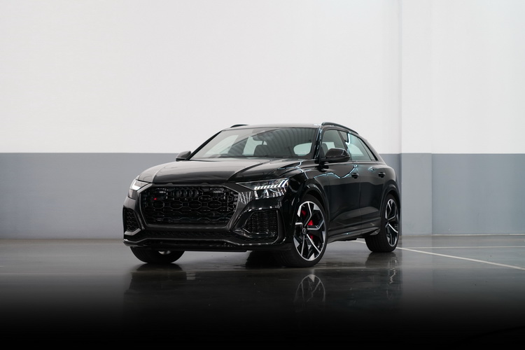 อาวดี้ ประเทศไทย เปิดให้จอง RS Q8 แรงสุด 600 HP ฉลองครบรอบ 40 ปี Audi Sport