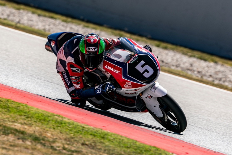 “ก๊องส์-ธัชกร” คว้าท็อปเท็น จูเนียร์จีพี สนาม 5 บาร์เซโลน่า