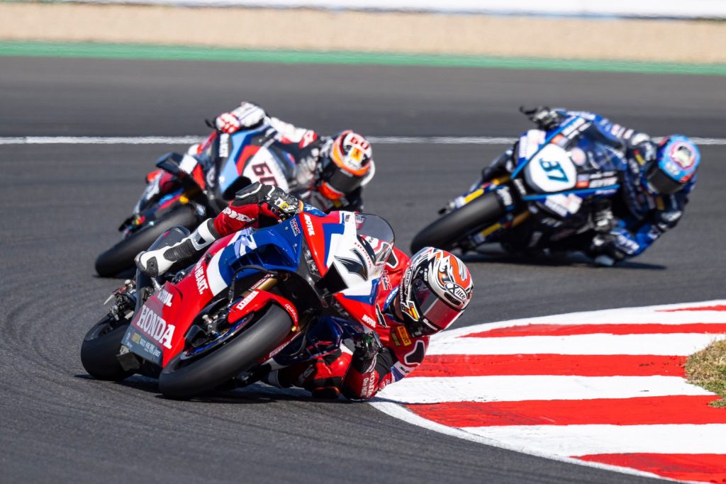 “วิเออร์เฮ” บิด CBR1000RR-R รั้งท็อปเท็น เวิลด์ ซูเปอร์ไบค์