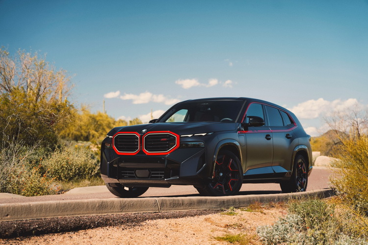 บีเอ็มดับเบิลยู XM Label Red