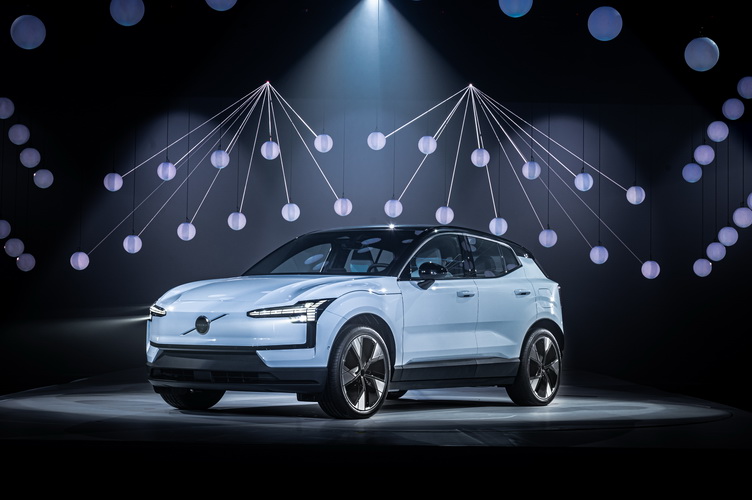 วอลโว่ คาร์ เปิดตัว Volvo EX30 รถไฟฟ้ารุ่นใหม่ล่าสุดในประเทศไทย