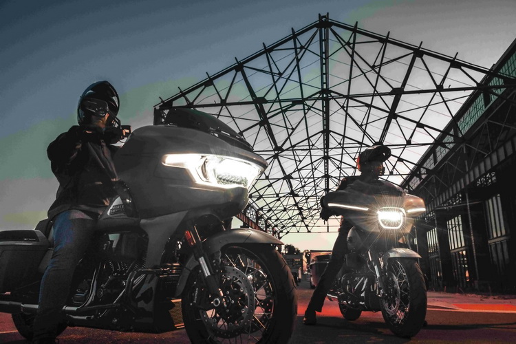 HARLEY-DAVIDSON® พร้อมให้สัมผัสกับความเหนือชั้นของรถมอเตอร์ไซค์รุ่น CVO™ ใหม่ล่าสุด