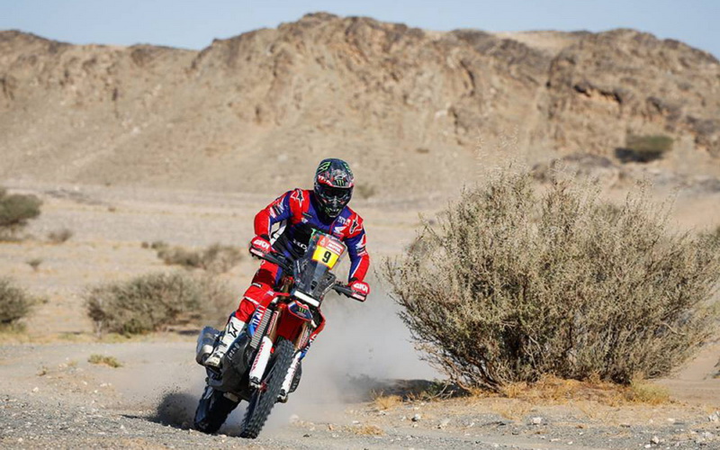 ฮอนด้ากวาด 3 อันดับท็อปทรี ดาการ์ แรลลี่ 2024 สเตจ 9 และ 10