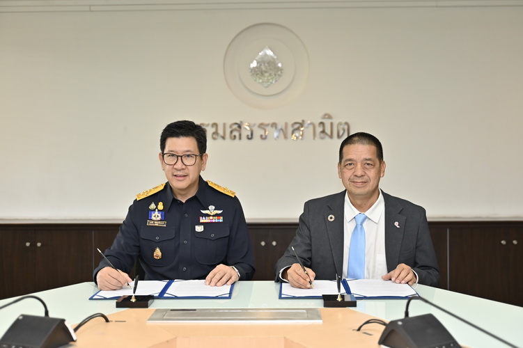 เอ็มจีลงนามสนับสนุนนโยบายอีวีของภาครัฐ EV3.5