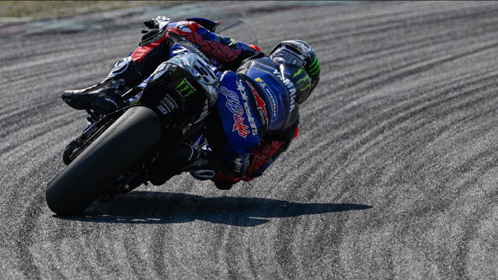 นักแข่ง Yamaha และ Honda เข้าร่วมการต่อสู้ในวันศุกร์ที่เซปัง