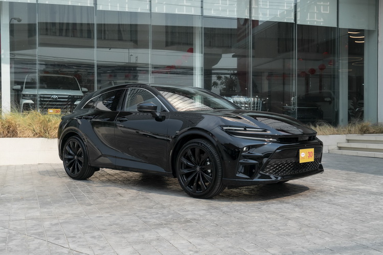 New CROWN SPORT SUV SUV ทรงสปอร์ตตระกูลมงกุฎ