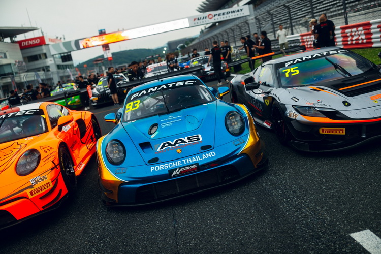 “วุฒิกร อินทรภูวศักดิ์” และทีมเมท ซิ่งทะลุ “Top 5” สนามที่ 3 – Fanatec GT Asia Powered by AWS 2024