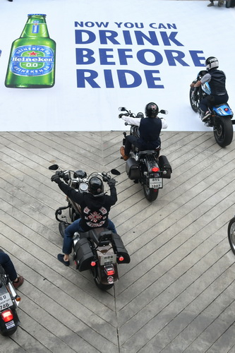 ทัพไบค์เกอร์ Heineken 0.0 ร่วมขบวน Love Pride Parade