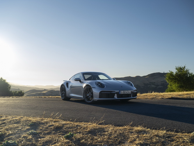 Porsche 911 Turbo รุ่นพิเศษฉลองครบรอบ 50 ปี