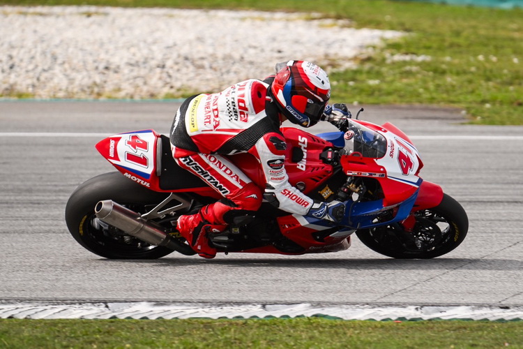 “ชิพ-นครินทร์” บิด Honda CBR1000RR-R คว้าโพเดียม รุ่นท็อปสุด ศึก เอเชีย โร้ด เรซซิ่ง 2024 สนาม 5 ที่มาเลเซีย