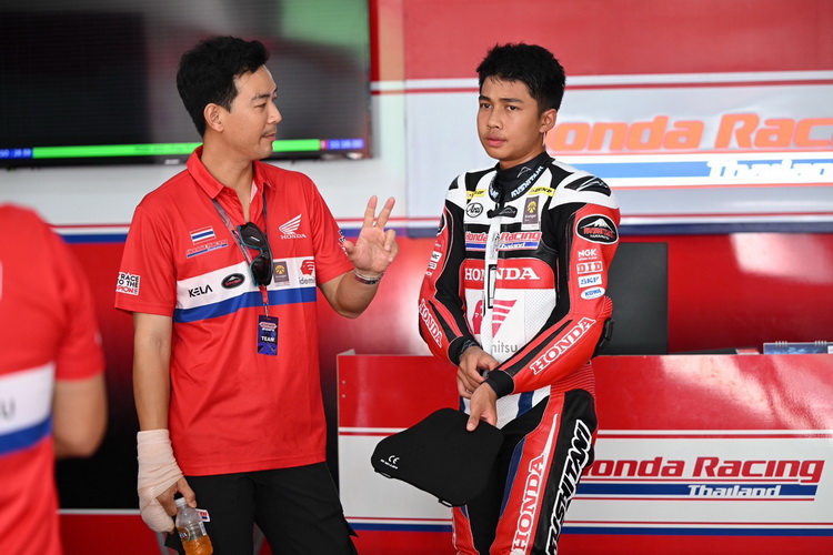 “ชิพ-นครินทร์” นำทัพนักบิด “ไทยฮอนด้า” เดินหน้าล่าแชมป์ มาเลเซีย ซูเปอร์ไบค์ สนาม 3