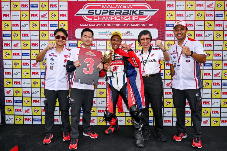 “ไฮเปค-กฤษฎา” ดาวรุ่งไทยผงาดโพเดียม! มาเลเซีย ซูเปอร์ไบค์ เรซ 2 สนาม 3