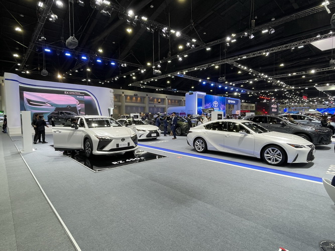 ตลาดรถยนต์เดือนกันยายนเติบโตลดลง 37.1%