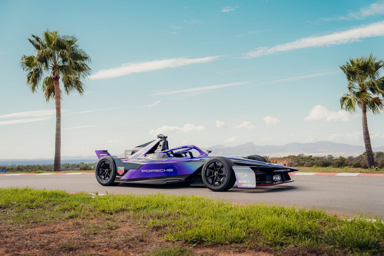 ปอร์เช่ 99X อิเล็คทริค (Porsche 99X Electric) ใหม่ มาพร้อมรูปลักษณ์โดดเด่น มีเอกลักษณ์