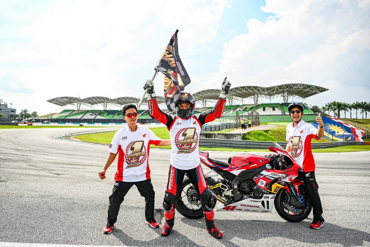 “ชิพ-นครินทร์” เหมาชัย 6เรซติด“มิกซ์-ธนัช” เบิ้ลโพเดียม “มาเลเซีย ซูเปอร์ไบค์”