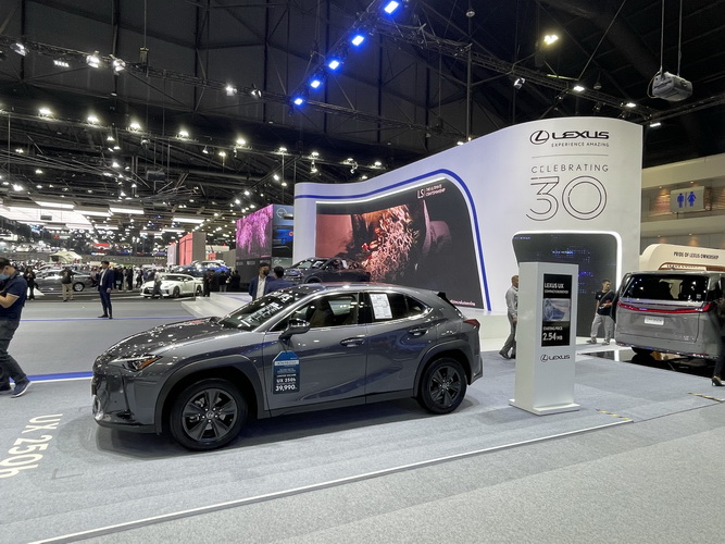 ตลาดรถยนต์เดือนพฤศจิกายนชะลอตัวยอดขาย ลดลง 31.3%