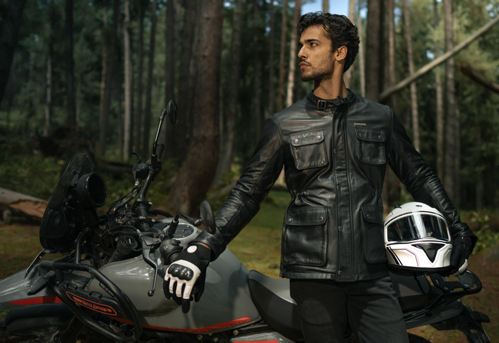 วาเลนไทน์นี้… เปลี่ยน “ผู้ชายสายลุย” ให้กลายเป็น “ผู้ชายสายละมุน” ด้วยของขวัญสุดเท่จาก Royal Enfield!