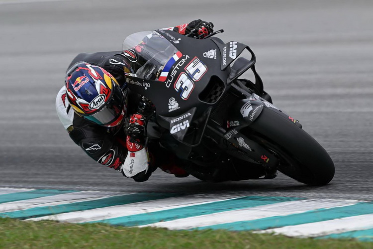 “ก้อง-สมเกียรติ” ปรับตัวกับรถแข่ง Honda RC213V ยกระดับความเร็ว เทสต์โมโตจีพีวันแรก