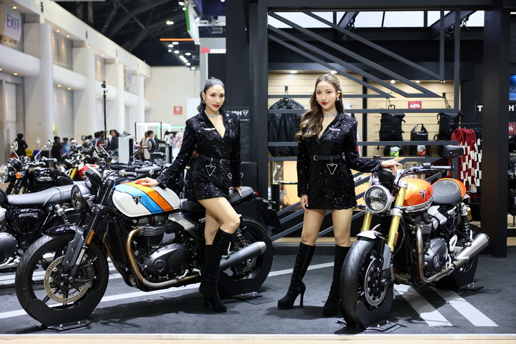 ไทรอัมพ์ มอเตอร์ไซเคิลส์ ขนทัพรถจักรยานยนต์ครบทุกเซกเมนต์ และจัดเต็มโปรฯ สุดพิเศษ