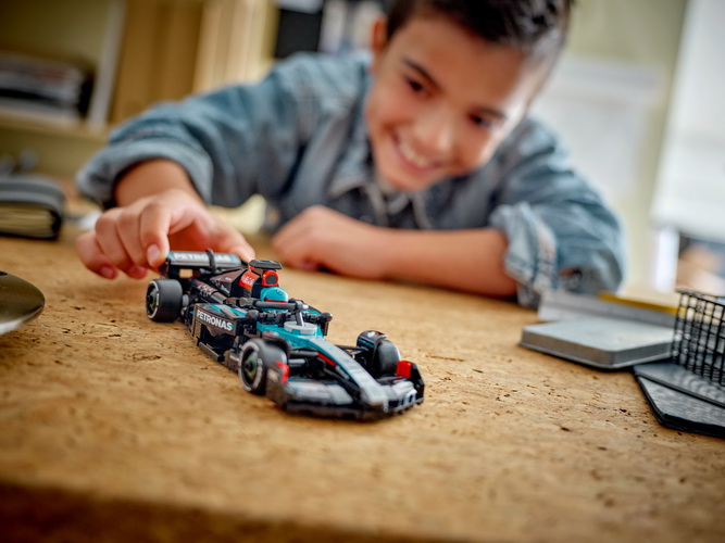 LEGO® จับมือ F1® เสิร์ฟคอลเลคชั่นสุดพิเศษ ที่แฟนพันธุ์แท้เลโก้และ F1® ต้องไม่พลาด!